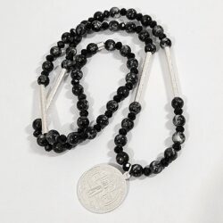COLLAR DE PELTRE