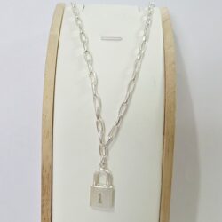 COLLAR DE PELTRE