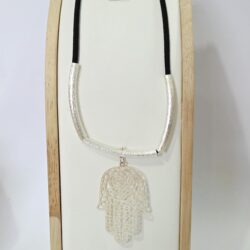collar de peltre