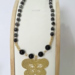 COLLAR DE PELTRE